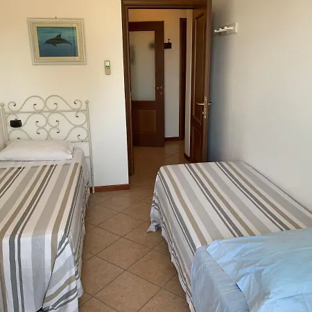 Con Terrazza Panoramica 아파트 포르데데이마르미